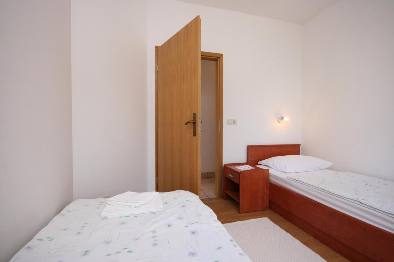 Apartments By The Sea Stara Novalja, Pag - 6301 Exteriör bild